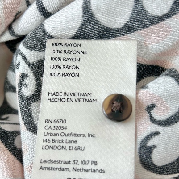 Maeve by Anthropologie The Paz Patchwork Buttondown Shirt Size Medium - Picture 6 of 6